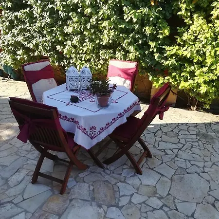 Stella 招待所 夸尔图-圣埃莱娜