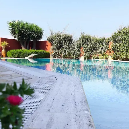 בית הארחה Stella 4*